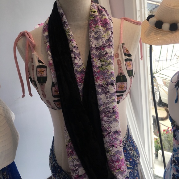 Infinity Scarve - Picture 2 of 2